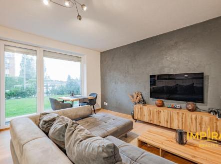 Pronájem bytu, 2+kk, 45 m²