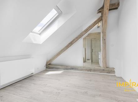 Pronájem bytu, 3+kk, 85 m²