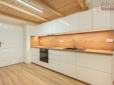 Pronájem bytu, 2+1, 61 m²