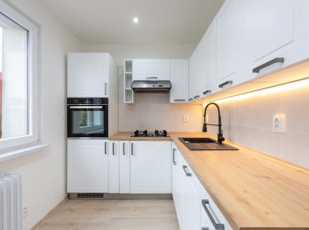 Pronájem bytu, 2+1, 54 m² obrázek