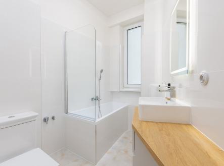 Pronájem bytu, 1+kk, 36 m²