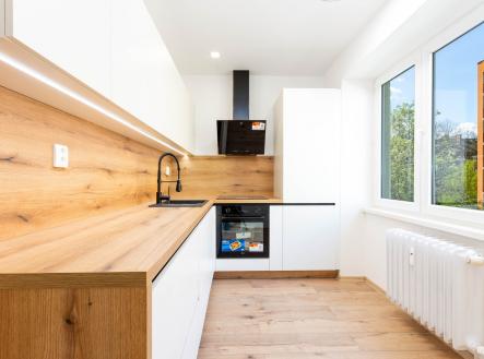 Pronájem bytu, 2+1, 60 m²