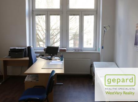 Pronájem obchodní prostor, 66 m²