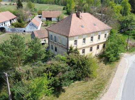 Prodej nájemního domu, 240 m² obrázek