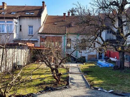 Prodej nájemního domu, 151 m²