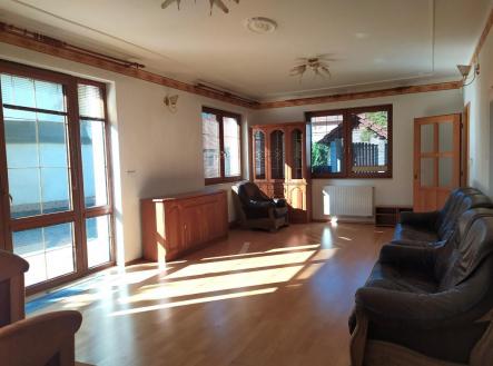 Pronájem domu/vily, 230 m²