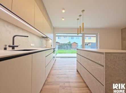 Pronájem domu/vily, 153 m²