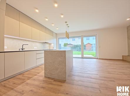 Pronájem domu/vily, 153 m²