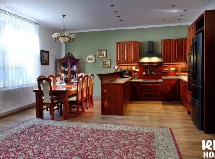 Pronájem bytu, 3+kk, 96 m²