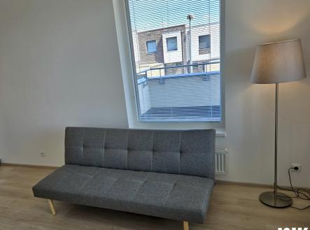 Pronájem bytu, 2+kk, 47 m²
