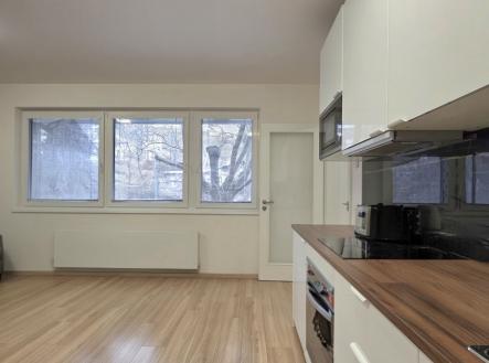 Pronájem bytu, 1+kk, 37 m²