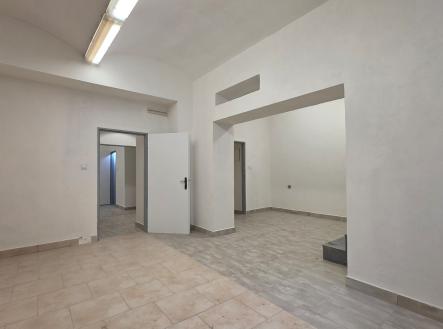 Pronájem kanceláře, 123 m²