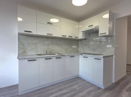 Pronájem bytu, 4+kk, 67 m²