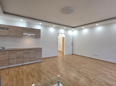 Pronájem bytu, 3+kk, 67 m²