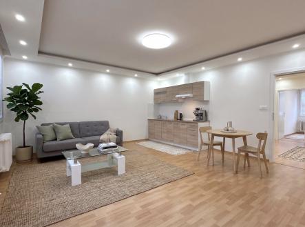 Pronájem bytu, 3+kk, 67 m²