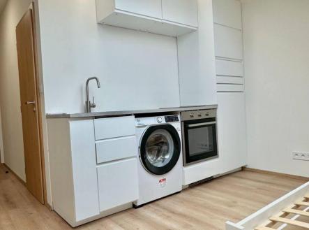Pronájem bytu, 1+kk, 19 m²