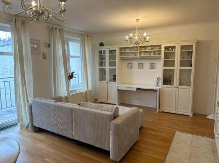 Pronájem bytu, 3+kk, 75 m²