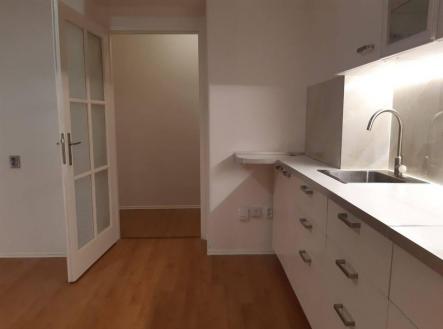 Pronájem bytu, 1+kk, 29 m²