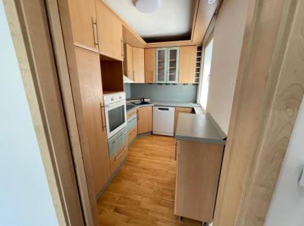 Pronájem bytu, 3+1, 70 m²