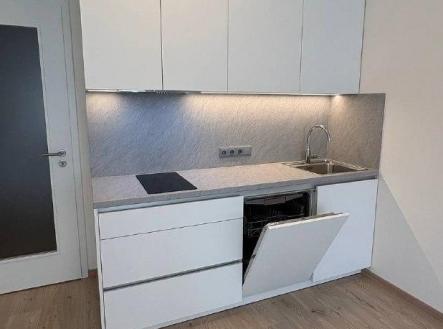 Pronájem bytu, 1+kk, 35 m²