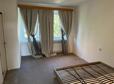 Pronájem bytu, 3+1, 80 m²