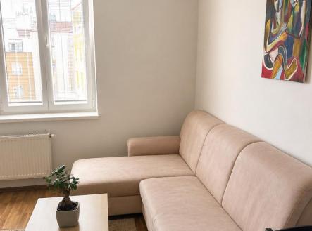 Pronájem bytu, 2+kk, 47 m²