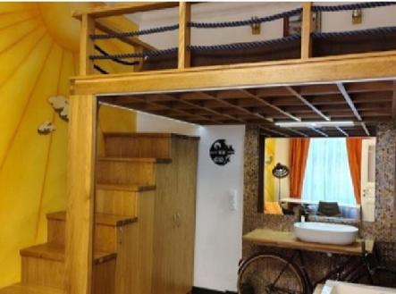 Pronájem bytu, 1+kk, 31,7 m²