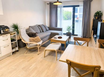 Pronájem bytu, 2+kk, 61 m²