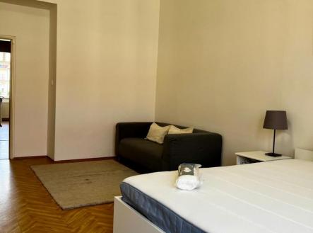 Pronájem bytu, 2+kk, 75 m²