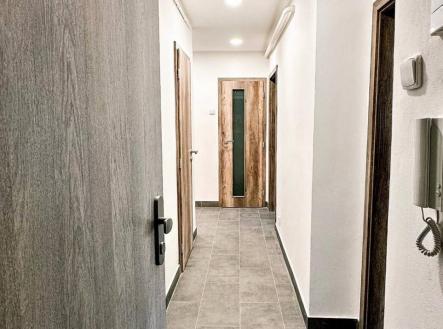 Pronájem bytu, 2+1, 70 m²