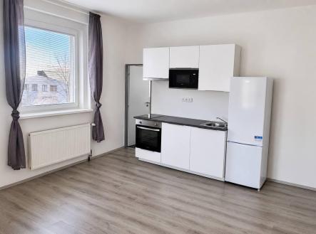 Pronájem bytu, 1+kk, 28 m²