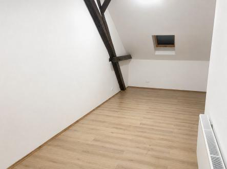 Pronájem bytu, 1+kk, 38 m²