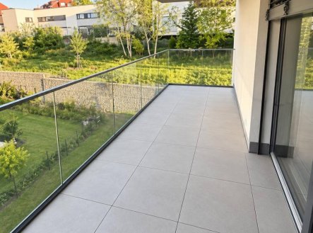 Pronájem bytu, 2+kk, 70 m²