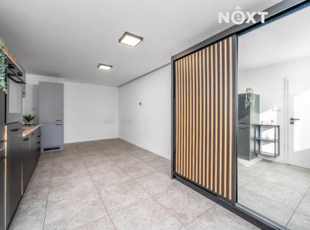 Pronájem bytu, 2+kk, 39 m²