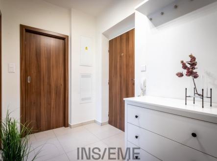 Pronájem bytu, 2+kk, 54 m²