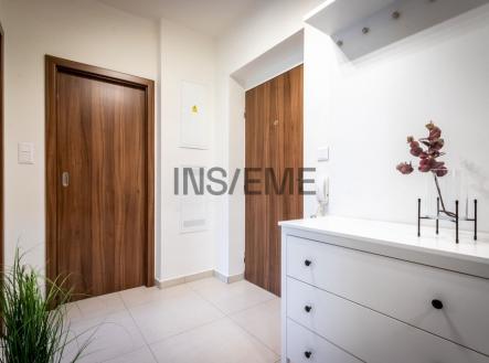 Pronájem bytu, 2+kk, 54 m²