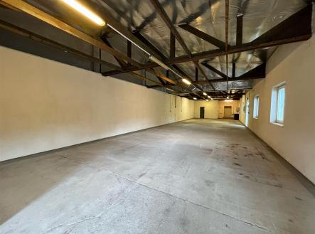 Pronájem výrobní prostor, 266 m²