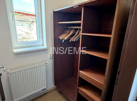 Pronájem bytu, 1+kk, 30 m²