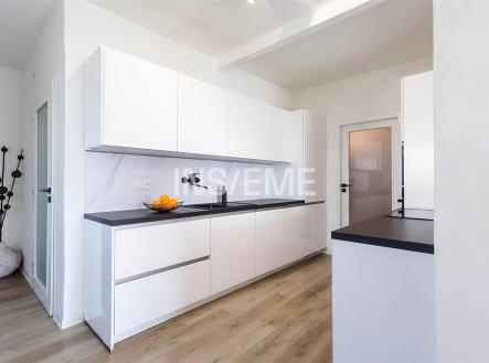 Prodej domu/vily, 250 m²