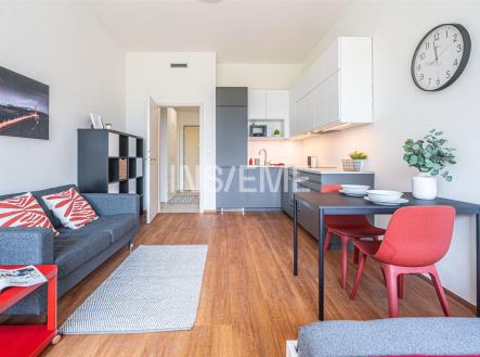 Pronájem bytu, 1+kk, 33 m²