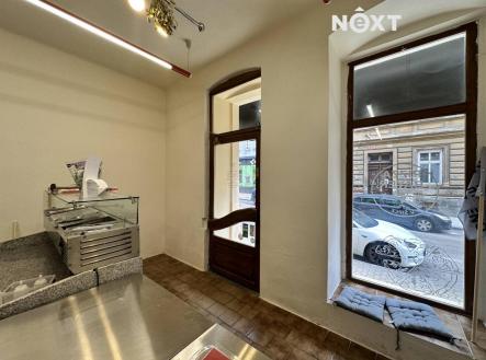 Pronájem komerčního objektu, obchodní centrum, 58 m²