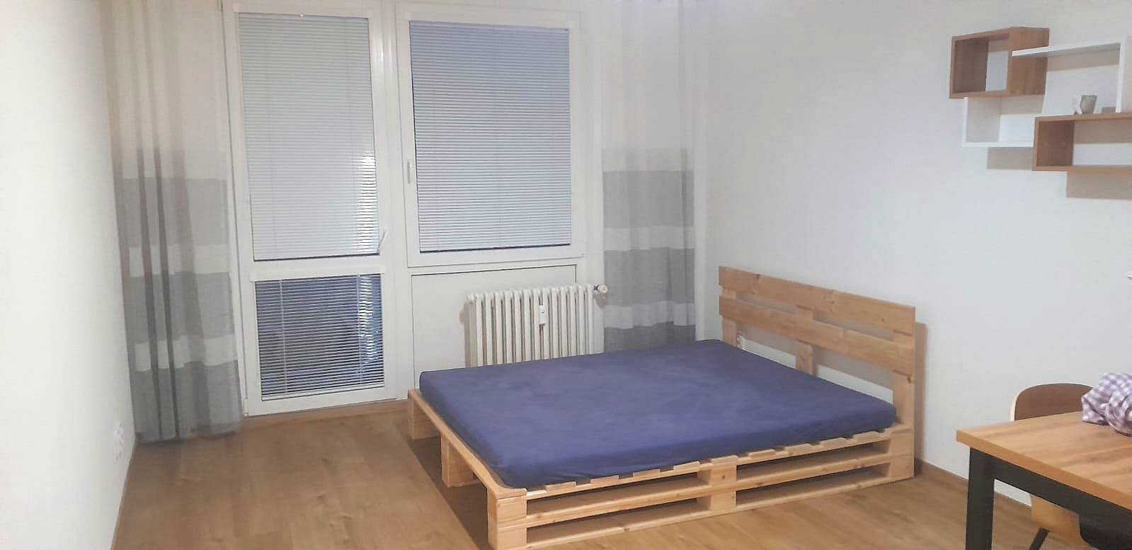 Bez popisku