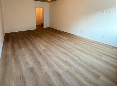 Pronájem bytu, 1+kk, 37 m²