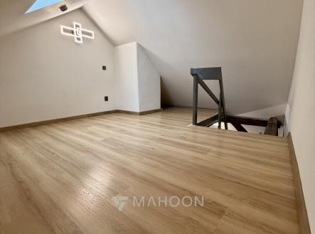 Prodej bytu, 1+kk, 56 m²