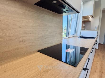 Pronájem bytu, 2+kk, 64 m²