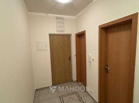 Pronájem bytu, 2+kk, 72 m²