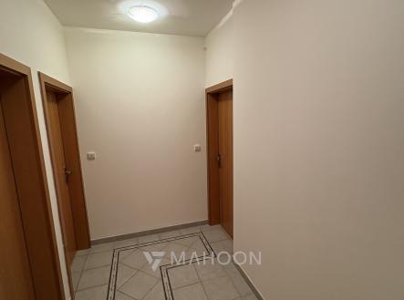 Pronájem bytu, 2+kk, 72 m²