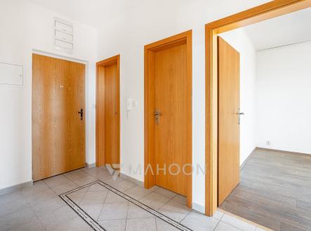 Pronájem bytu, 2+kk, 72 m²