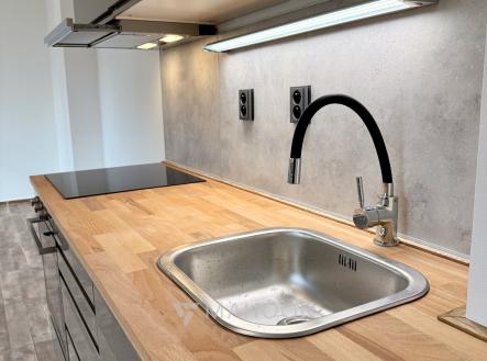 Prodej bytu, 2+kk, 48 m²