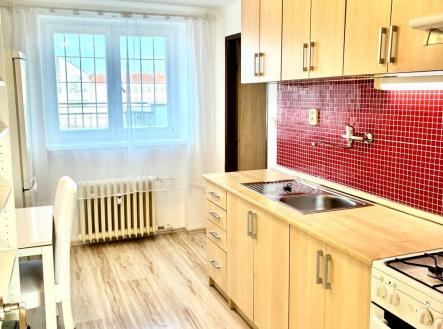 Prodej bytu, 1+1, 61 m²